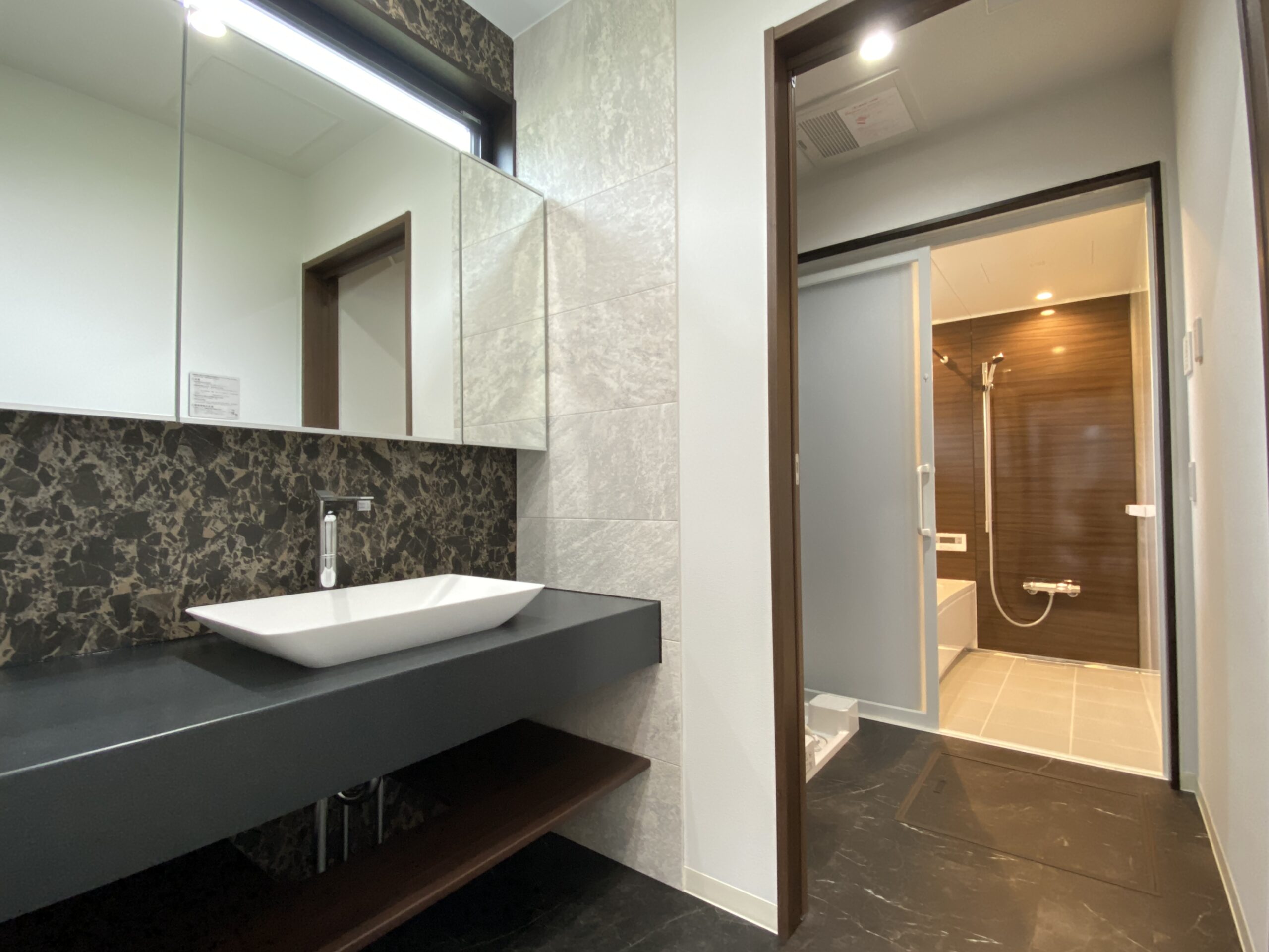 浴室または洗面の写真